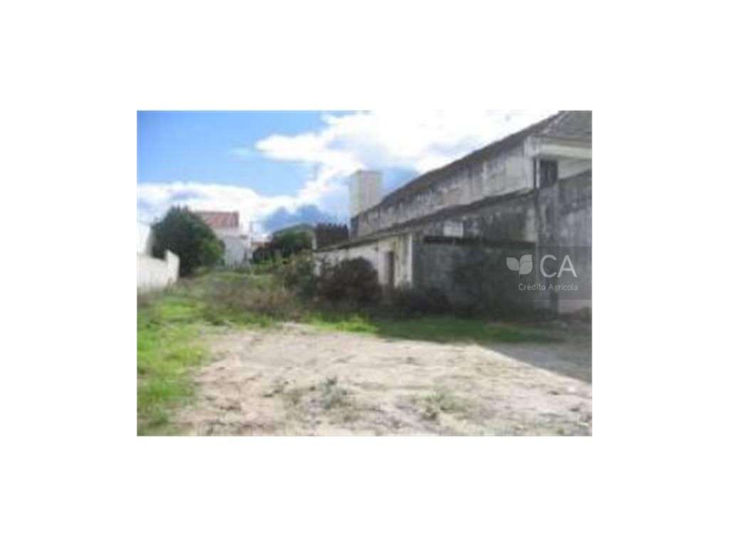 Terreno urbano com capacidade construtiva - Grande imagem: 4/5