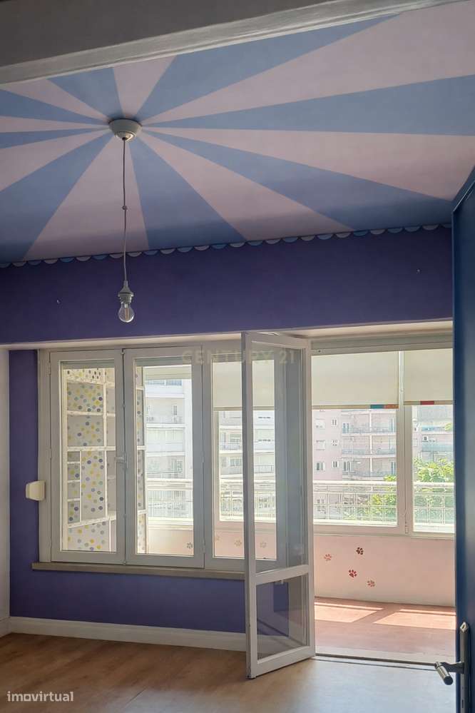 Apartamento T2 +1 Duplex em Alvalade, Lisboa - Oportunidade Única-24