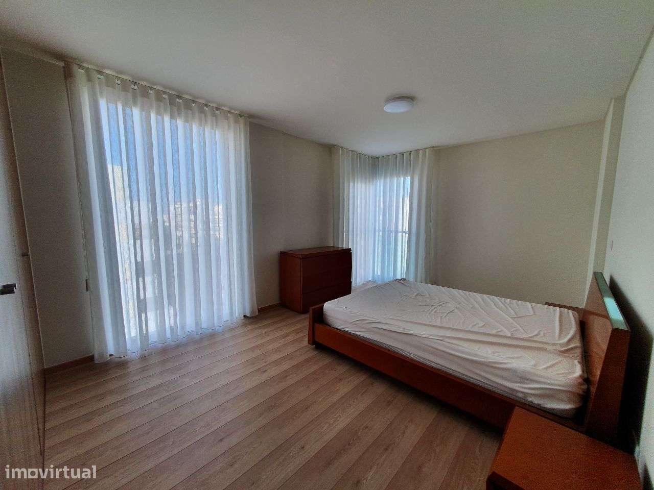 T3 com garagem e terraço - Grande imagem: 4/16