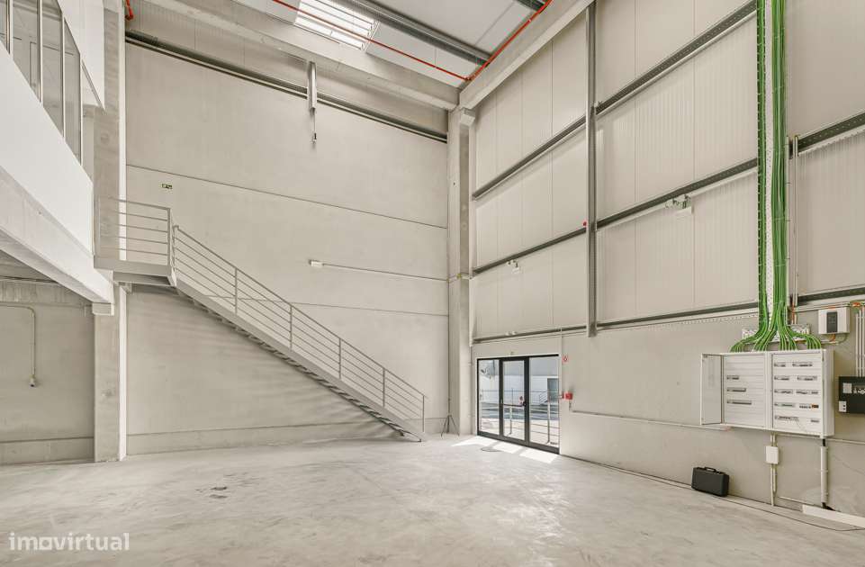 Armazém à venda , Quinta de Matos-21