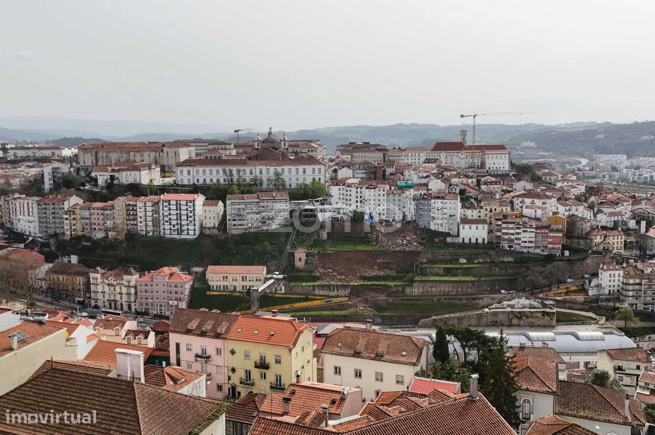 Prédio composto por dois apartamentos | Guerra Junqueiro | Coimbra-56