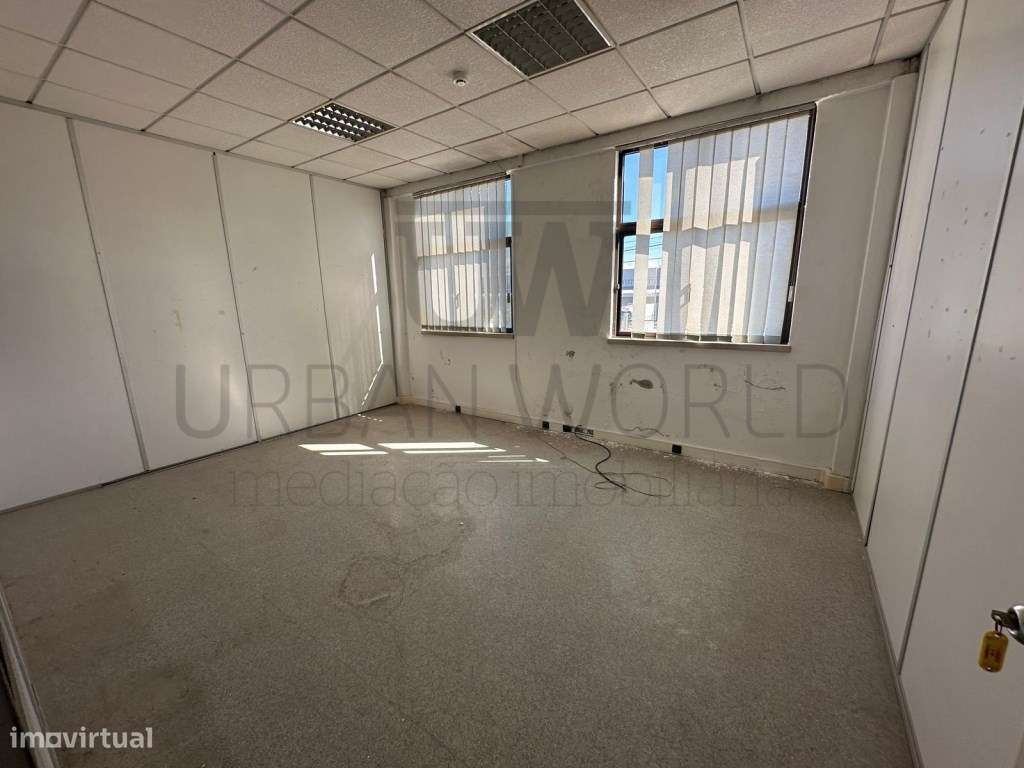 Armazém Industrial, Z. Industrial Torres Novas - Santarém, 12.056 m2-15