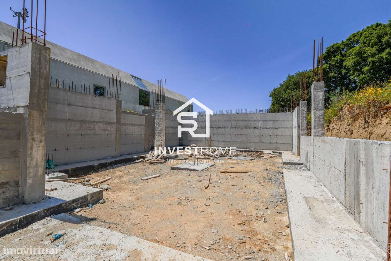 Lote 399m2 | Projeto aprovado | Moradia 4 frentes | Licenças Emitidas-4