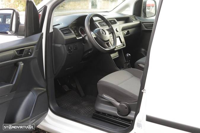 VW Caddy 2.0 TDI Extra AC - 19