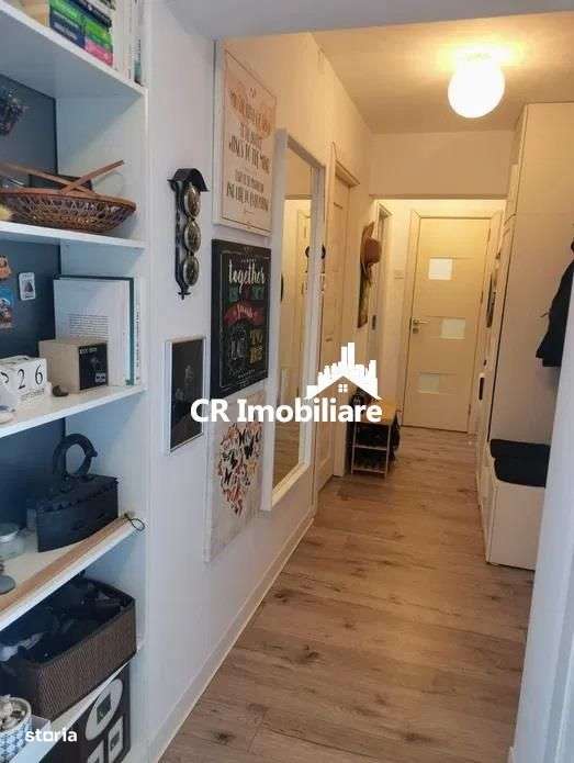 Vanzare Apartament  4. Camere Calea Mosilor La Cheie-2