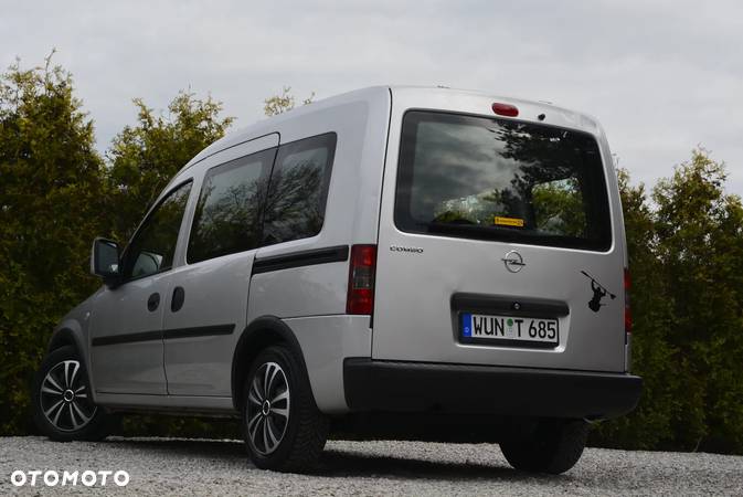 Opel Combo 1.6 CNG ecoFlex Edition - 9