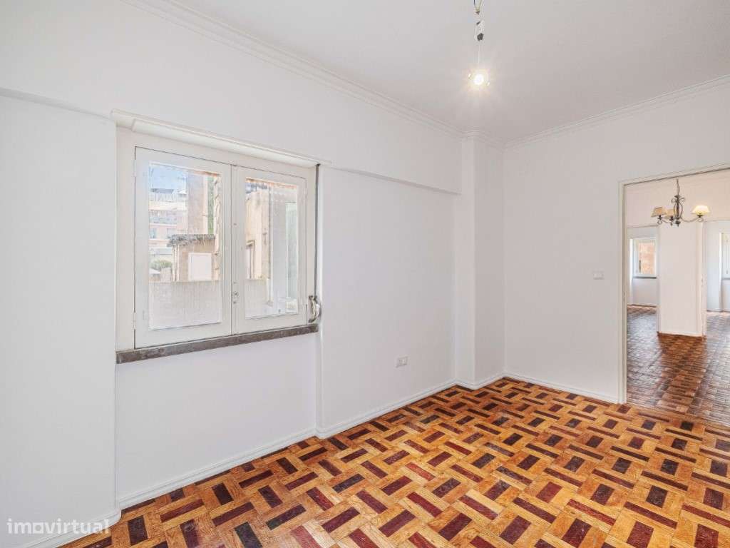 T2+1 Venteira Amadora (Á Segurança Social)-5