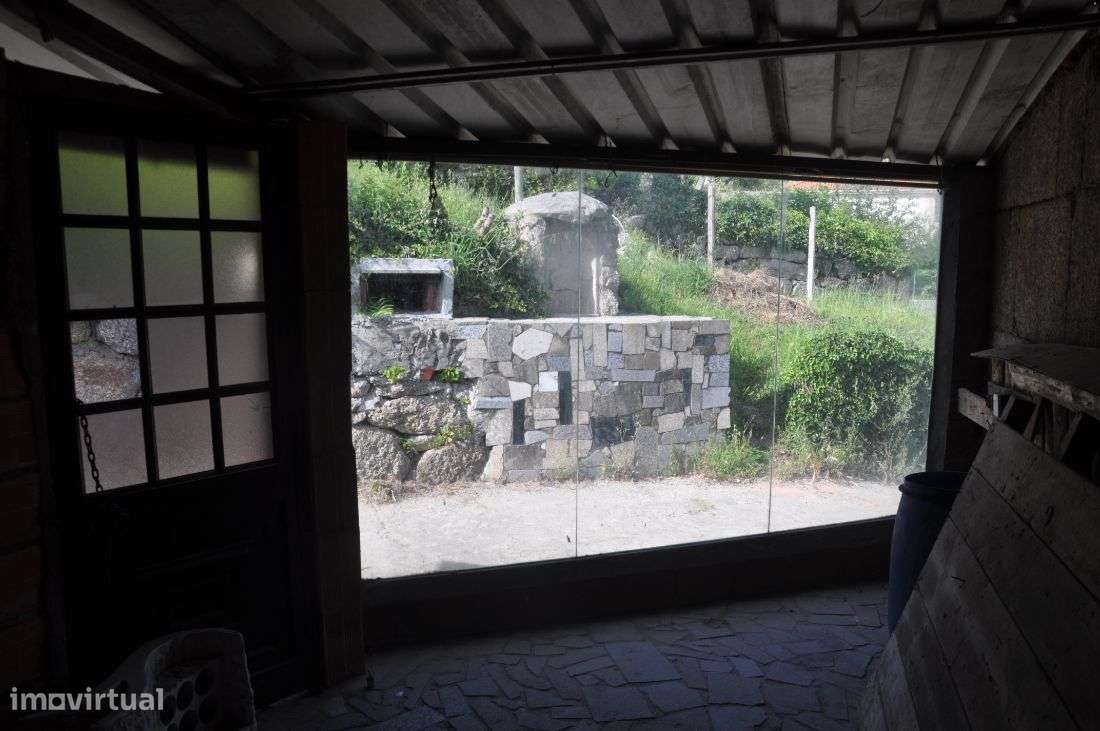 Casa para Restauro em Abação-21