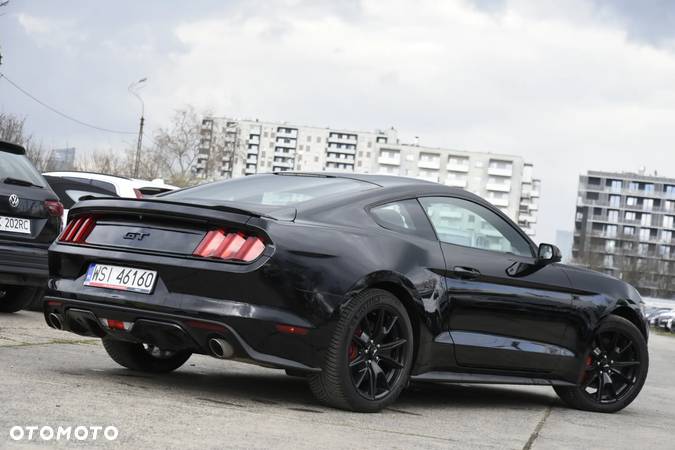 Ford Mustang 5.0 V8 GT - 9