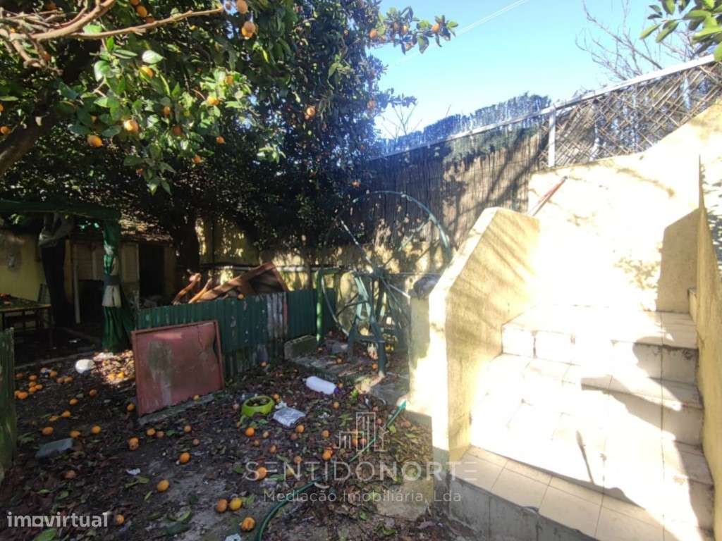 Moradia T3 em Rio Tinto para recuperar - Grande imagem: 5/18