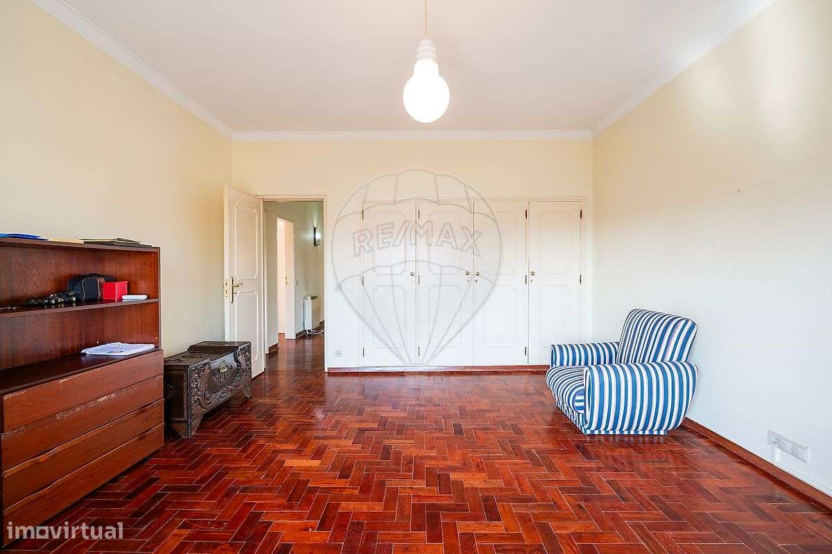 Moradia T4 para venda-15