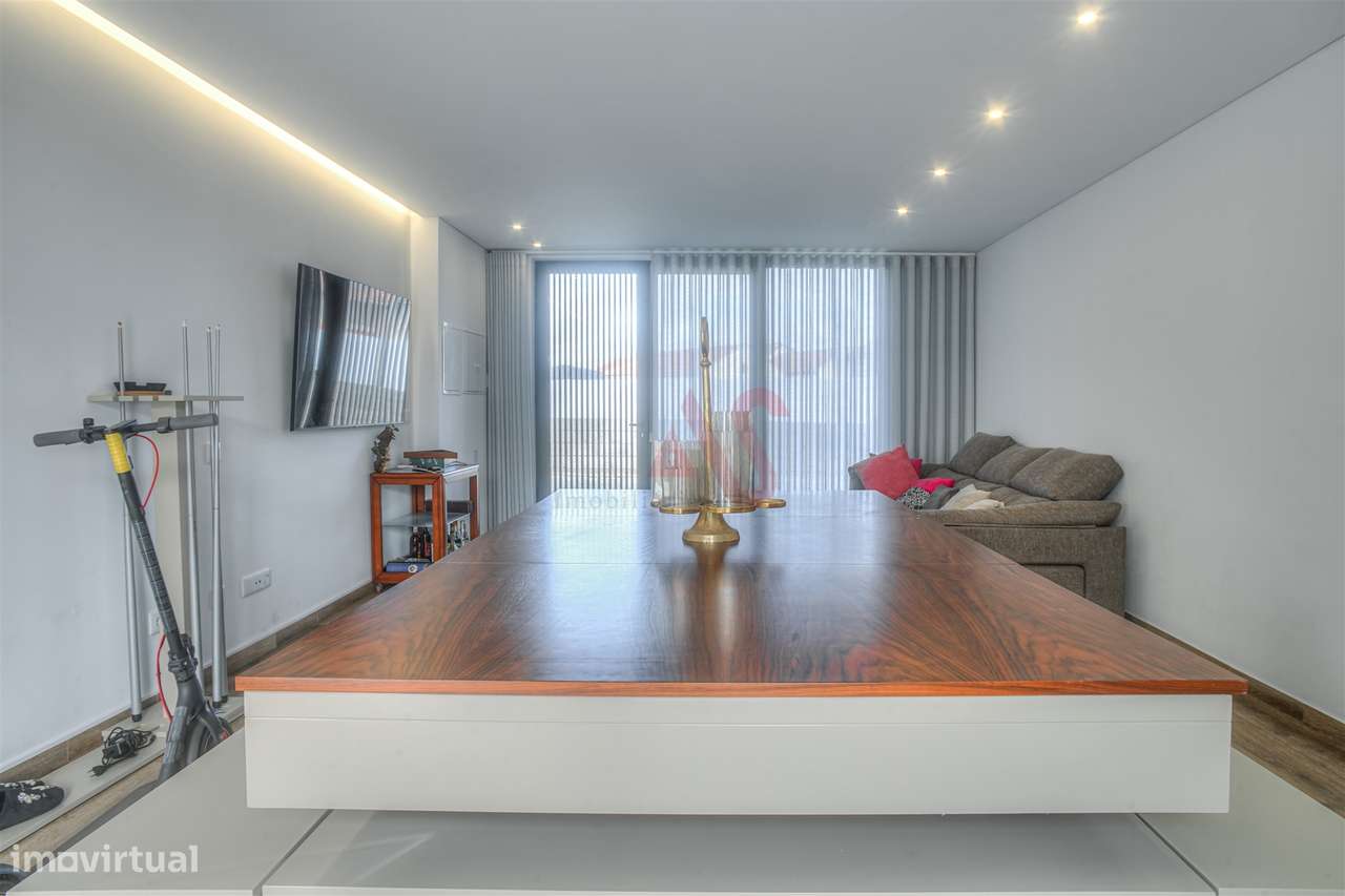 Moradia T5 a 400 metros da praia com Piscina em Aguçadoura – Póvoa de - Grande imagem: 3/35