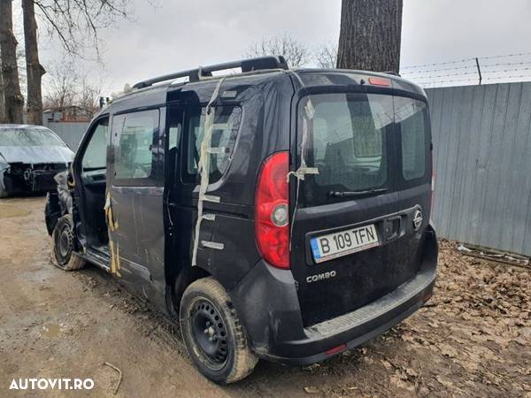 bloc lumini maneta semnalizare debitmetru kit pornire Opel Combo D  motor 1.4 benzina dezmembrez - 4