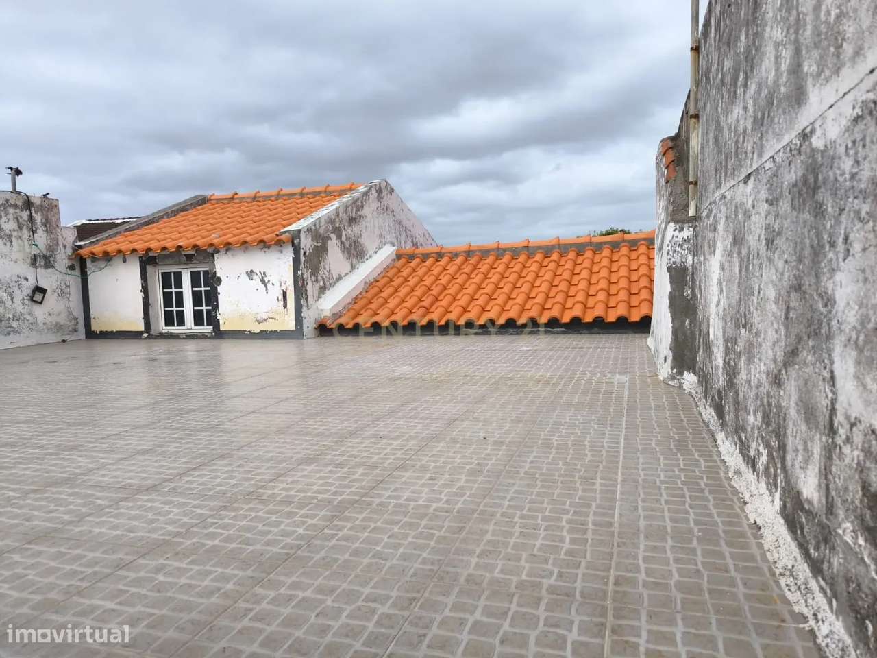 Moradia térrea com Garagem na Lagoa-14