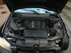 BMW Seria 3 318d Touring - 11