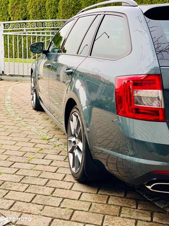 Skoda Octavia 2.0 TSI RS DSG - 4