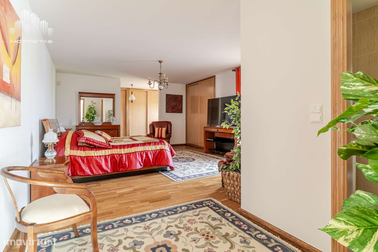 Requintada e elegante quinta com piscina, situada em Ponte de Lima!-23