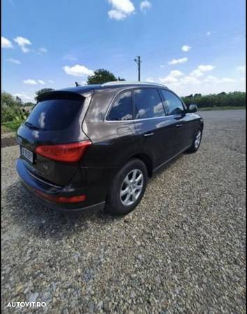 Audi Q5 2.0 TDI S tronic - 4