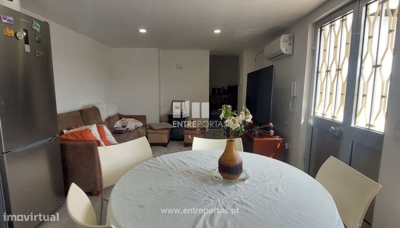 Venda de prédio recuperado de 2 pisos, Barroselas, Viana do Castelo - Grande imagem: 5/19