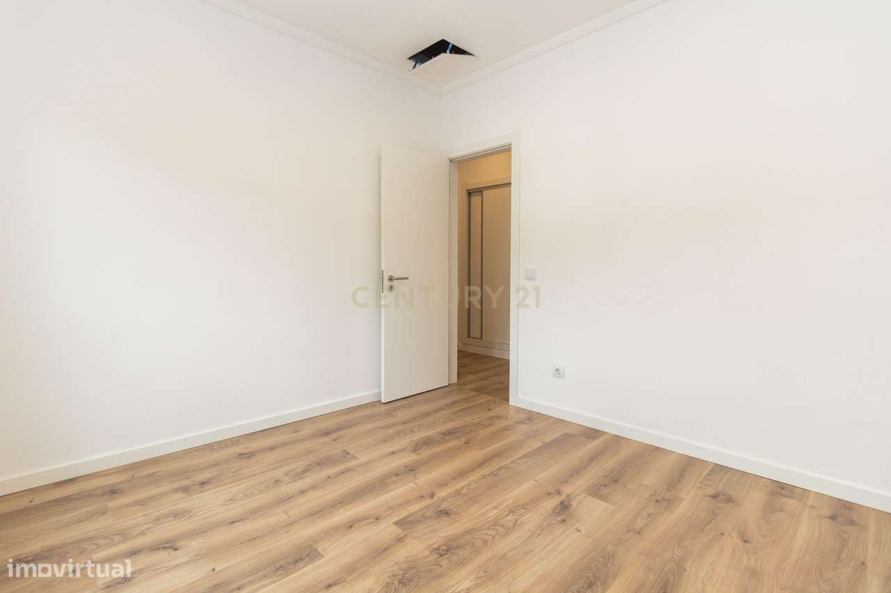 APartamento - T5  A ESTREAR-  com Espaço Exterior-  Palmela-20