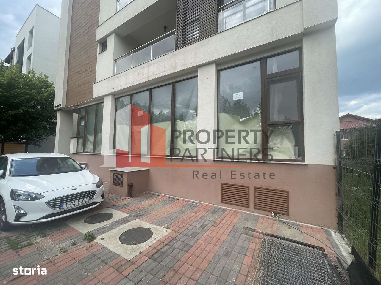 Spatiu de birou/showroom, comercial - Imagine principală: 4/8