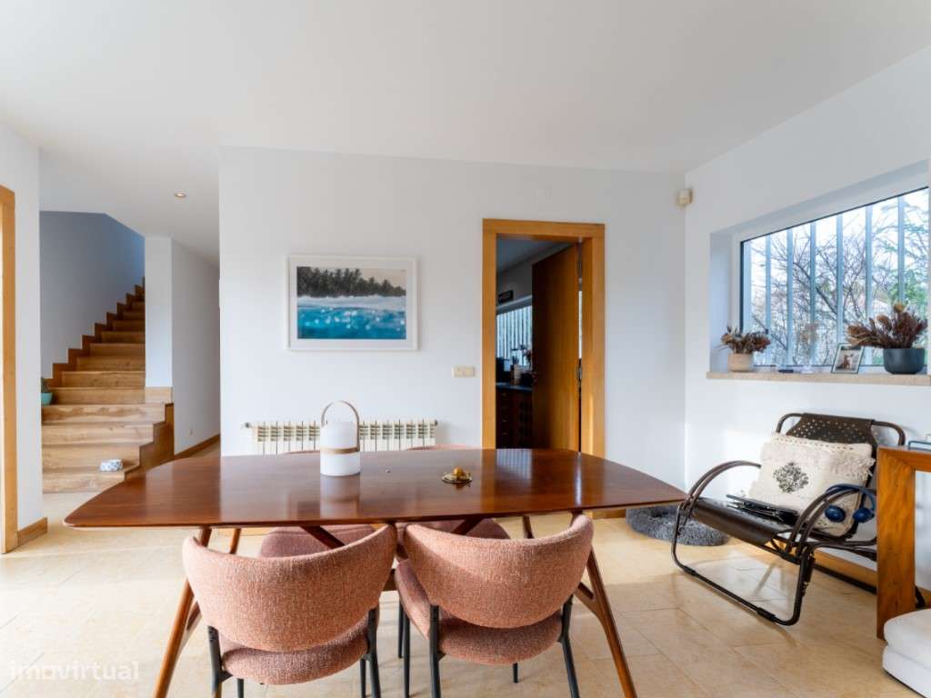 Fantástica moradia situada em Venda Nova- São Martinho do Porto-10