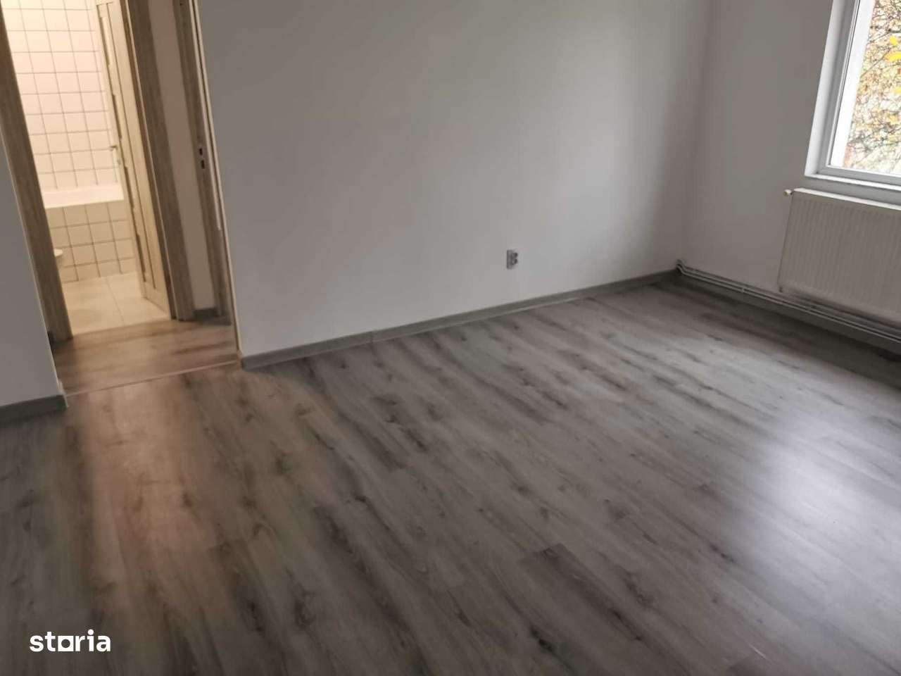 Apartament 3 camere zona GRIVITEI - Imagine principală: 2/5