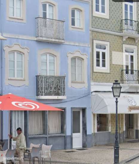 Loja para Arrendamento na Praça Principal de Alhandra | 99m² - Grande imagem: 3/5