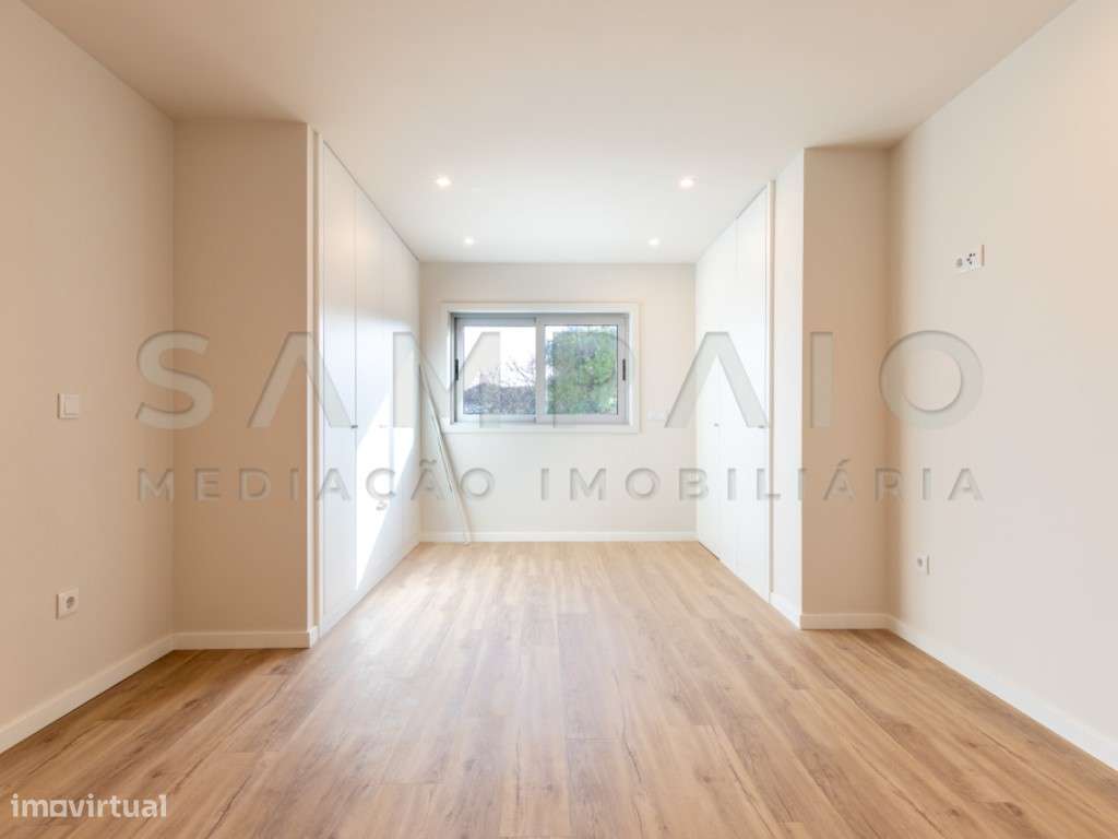 Apartamento T2 - Valbom - Renovado!-13