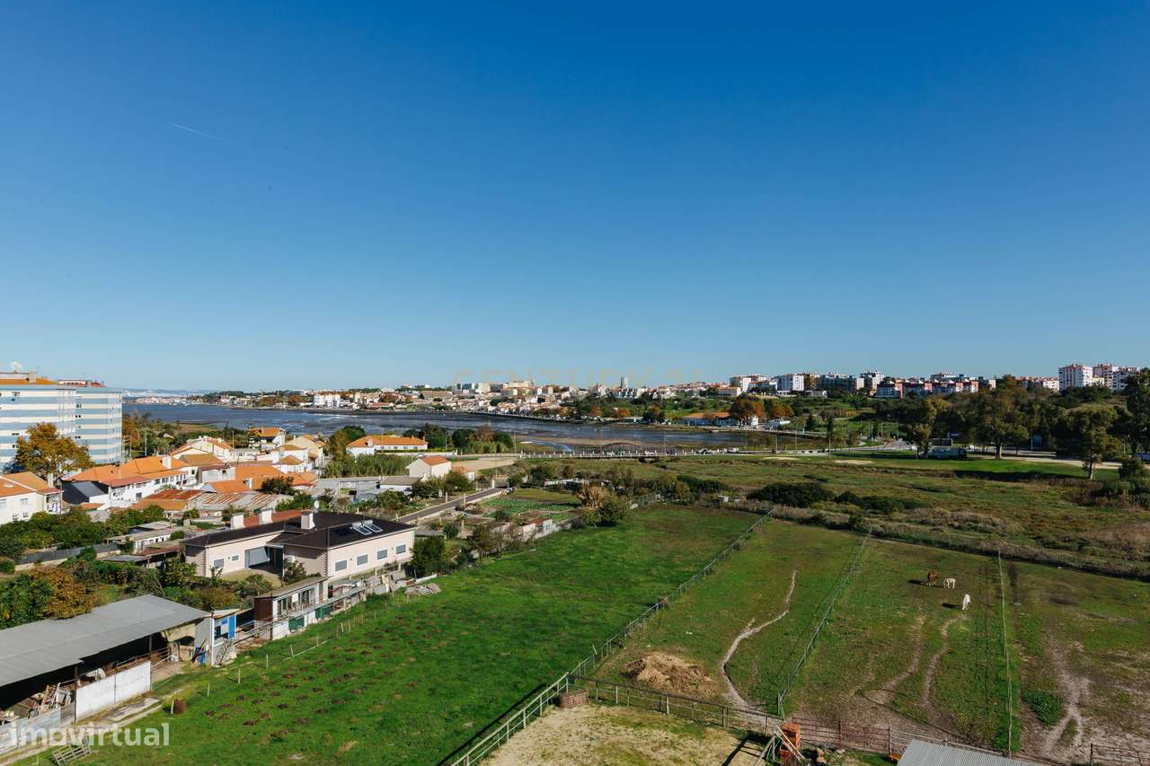 Apartamento T2 Totalmente remodelado com vista desafogada-11