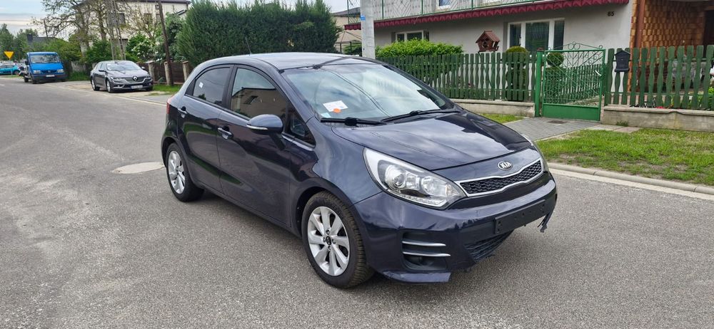 Kia Rio III 1.4 CRDI Fifa World Cup Edition 2016