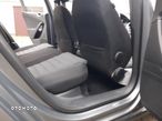 Volkswagen Passat 1.9 TDI Highline - 19