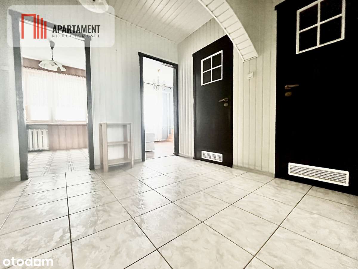 1 piętro, jasne, dużo miejsc parkingowych-5