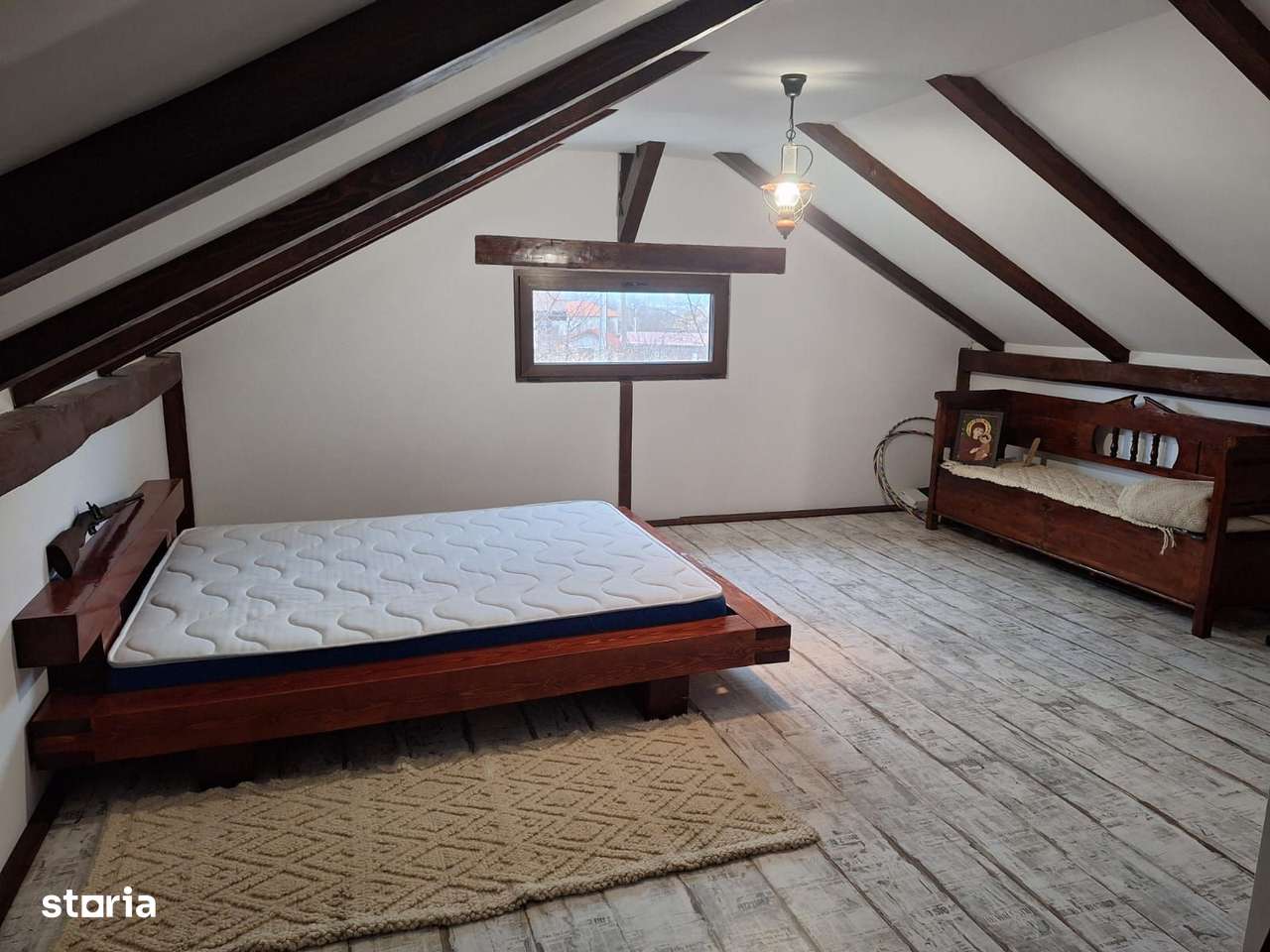 Casa moderna, spre vanzare, in Nazna, zona excelenta/linistita - Imagine principală: 5/8