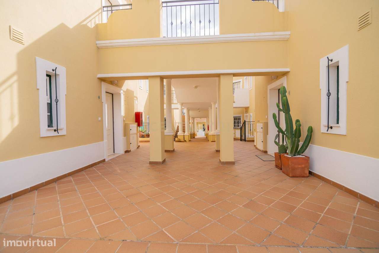 NÃO PERCA ESTA GRANDE OPORTUNIDADE! APARTAMENTO T1 MODERNO DE GRANDES - Grande imagem: 5/16