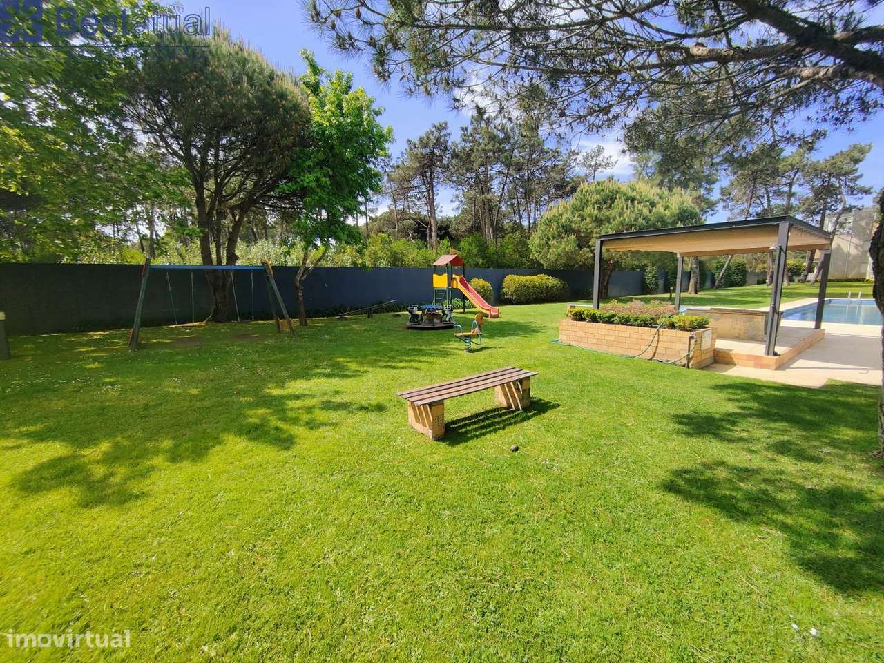 T2 Mobilado/Equipado-Cond. Fechado C/Piscina -Ofir-44