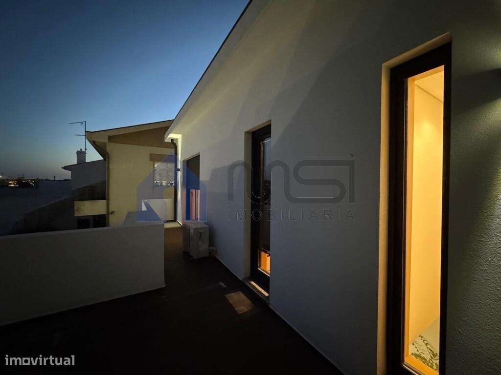 Moradia T3 em Matosinhos — Conforto e Elegância-55