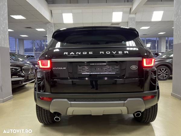 Land Rover Range Rover Evoque 2.0 D150 R-Dynamic SE - 11