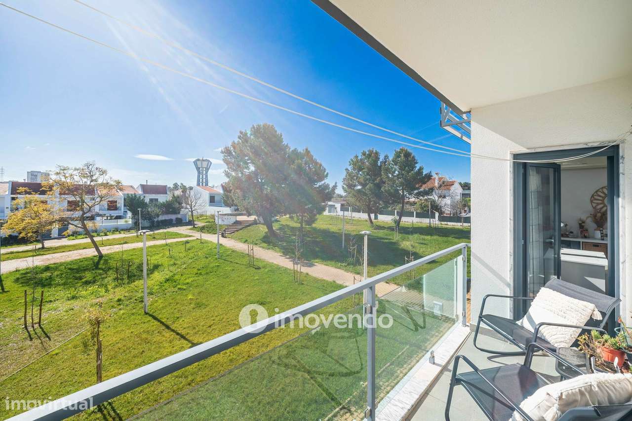 Apartamento T4 Duplex, com estacionamento e arrecadação, no Barreiro-40