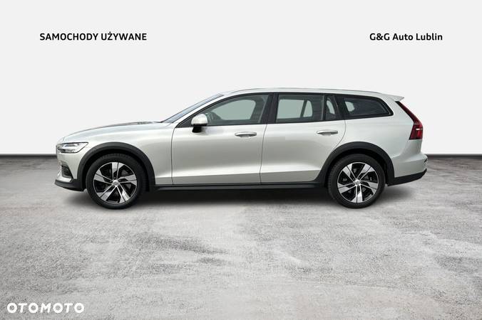 Volvo V60 Cross Country - 2