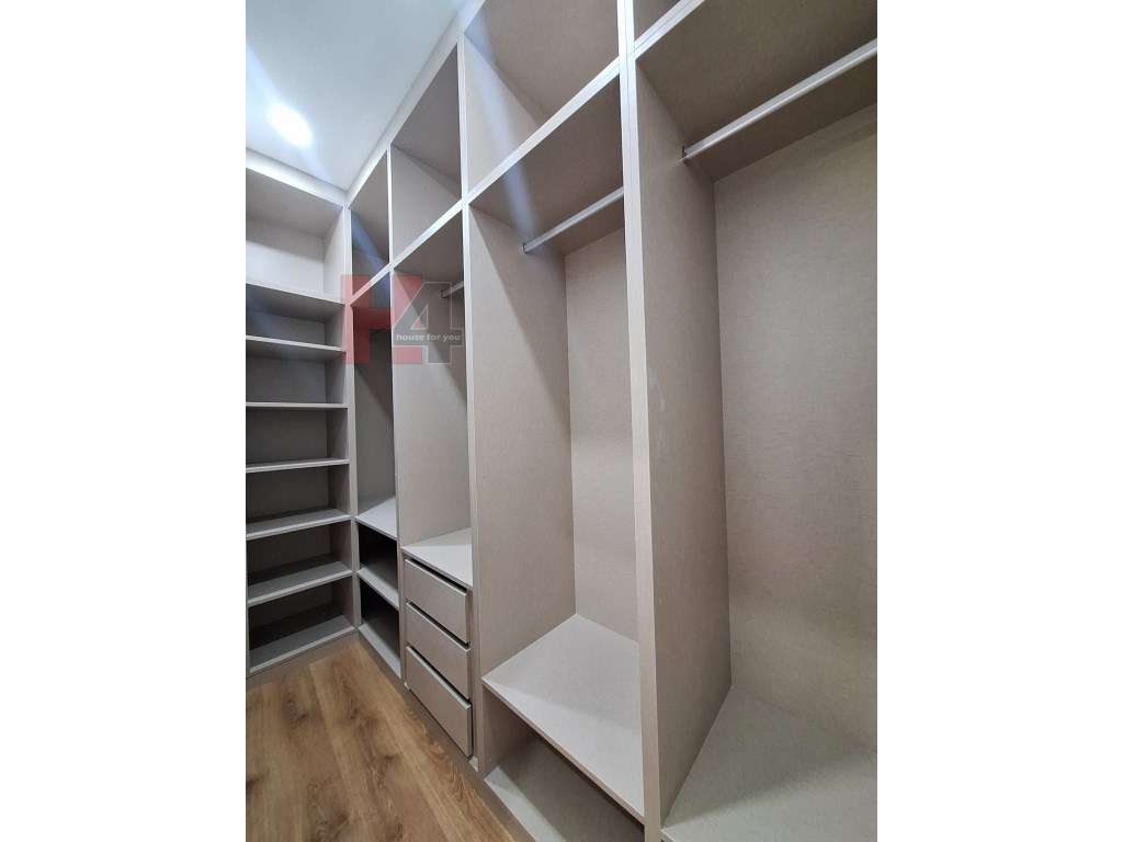 Apartamento T3 totalmente remodelado em Penha de França-24