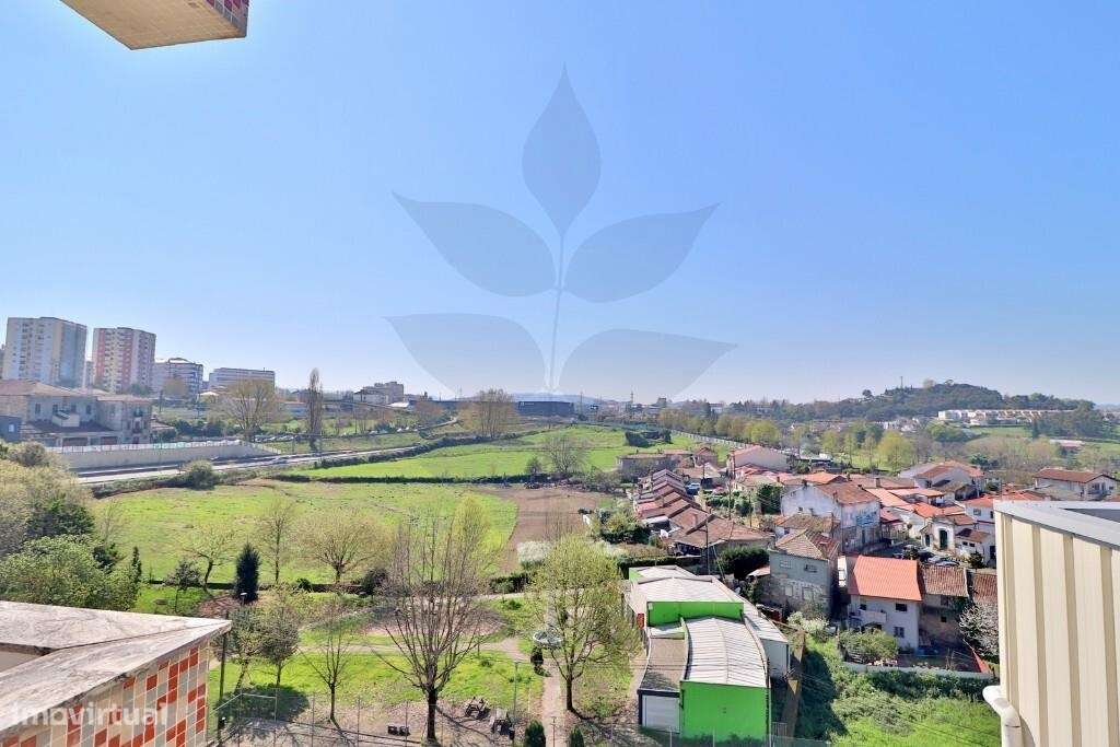 Apartamento T2 Maximinos-5