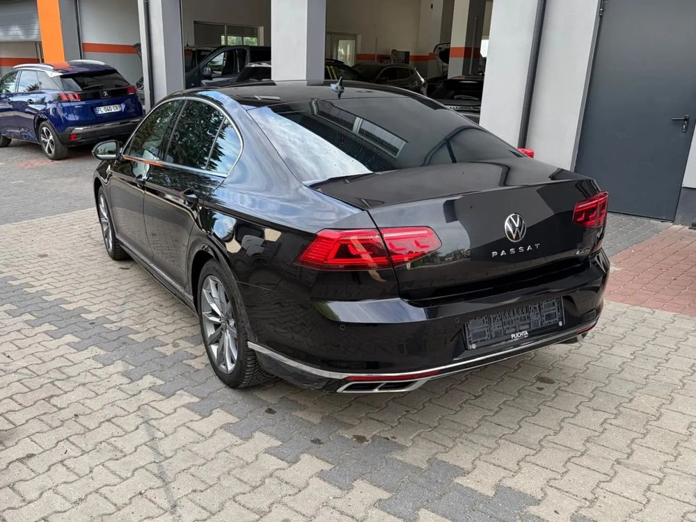 Volkswagen Passat B8 2.0 TSI 4Mot Elegance DSG 2021