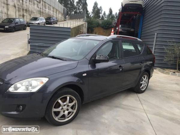 Kia Ceed 2.0d SW de 2008 para peças - 2