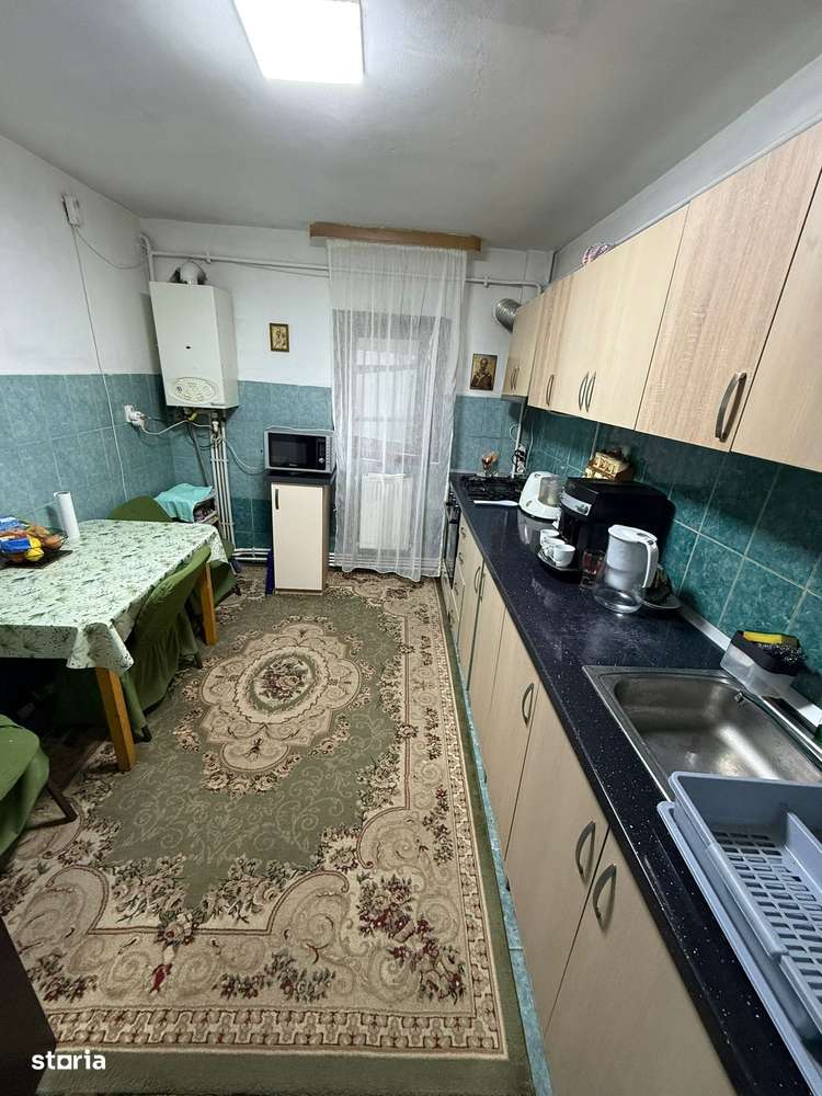 Apartament 3 camere la parter zona Uvertura Mall - Imagine principală: 4/6