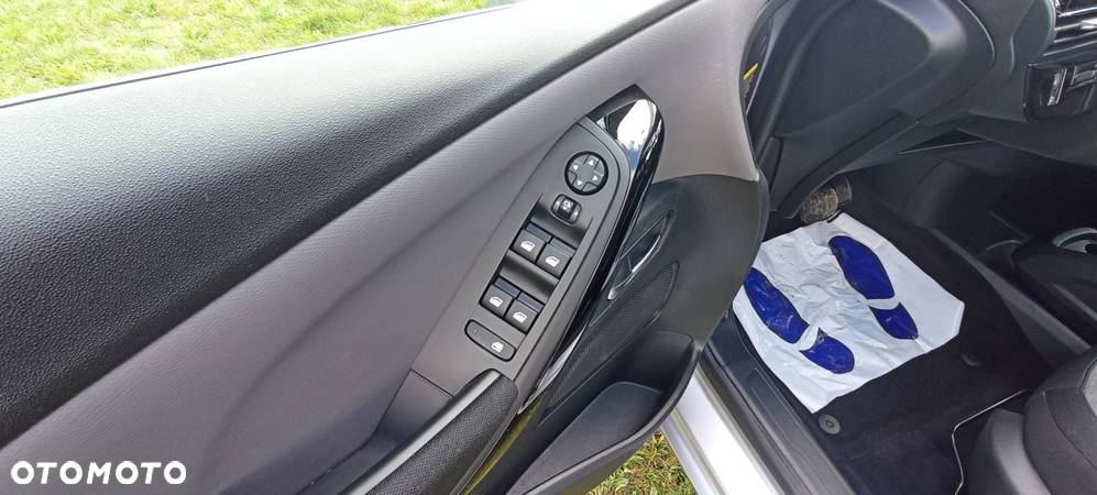 Citroën C4 SpaceTourer PureTech 130 Stop&Start EAT8 SELECTION - 13