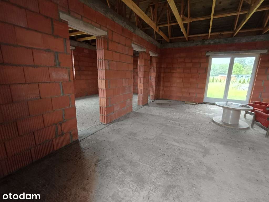 Dom z przestronną działką!-3