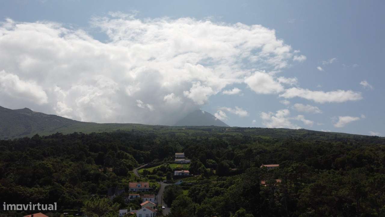 Ruina para reconstrução em Sao Roque do Pico-14