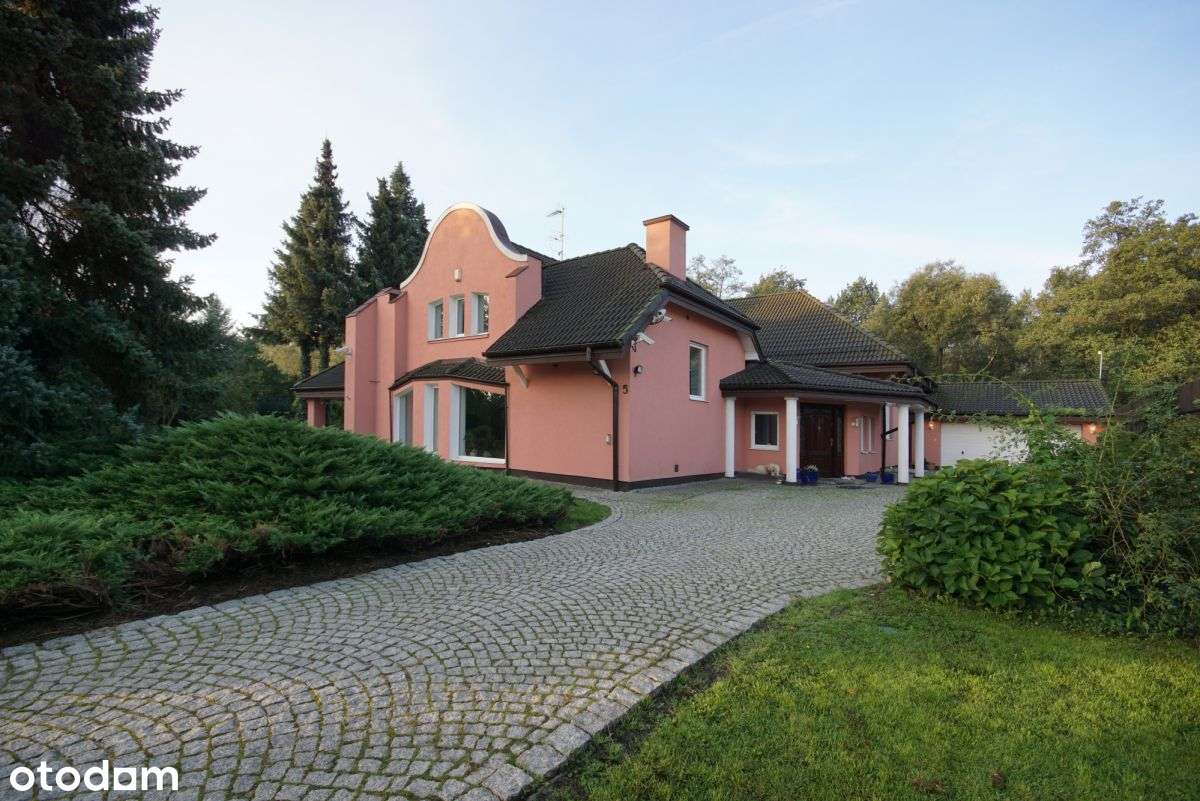 Miejsce które daje oddech, dom 479m działka 1718m2-0