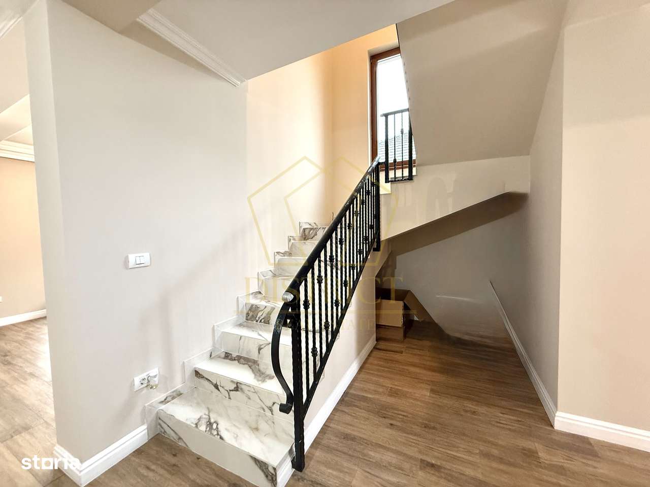 Duplex despartit prin perete dublu 127 mp utili | Sacalaz - Imagine principală: 4/13